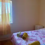 Appartamento Prilaz Obali *