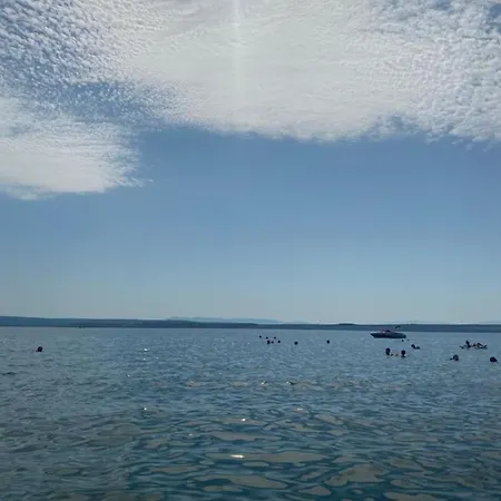 Апартаменты Prilaz Obali Драмаль